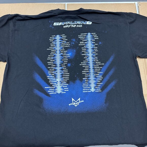 Rauw Alejandro Saturno World Tour 2023 Tee - Picture 2 of 3